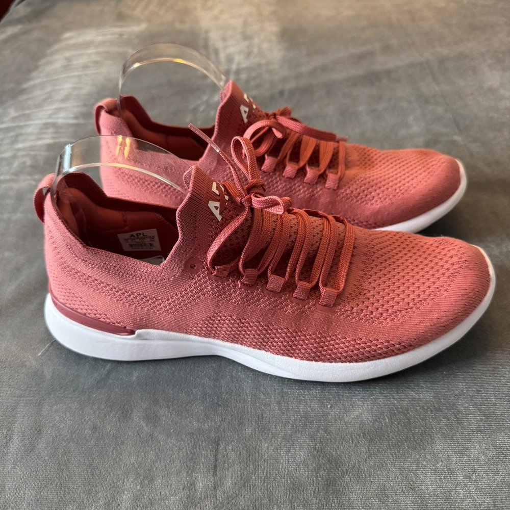 APL Womens TechLoom Breeze Sneakers 10 Pink Knit Running Shoes Athleisure